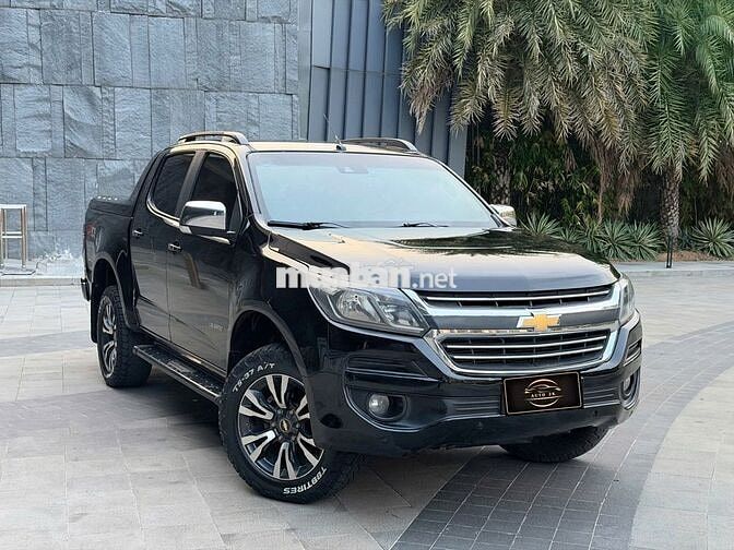 Chevrolet Colorado 2017 2.8LTZ 4x4 AT rẻ bèo 350tr
