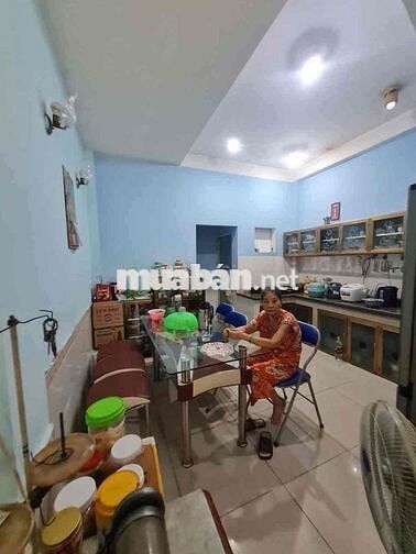 Chỉ: 6Tỷ600 - XE TẢI ĐỖ CỔNG - NƠ TRANG LONG – 5PN  DIỆN TÍCH: 4x10 -