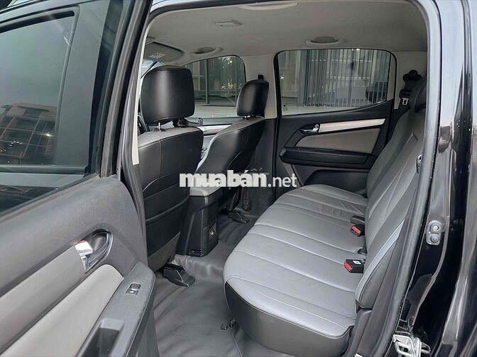Chevrolet Colorado 2017 2.8LTZ 4x4 2 cầu cao cấp