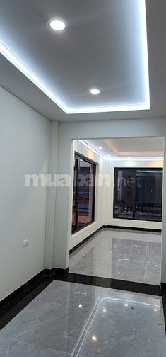 BÁN NHÀ 3 MẶT ĐƯỜNG Ô TÔ, NGÕ 521 NGUYỄN TRÃI, THANH XUÂN