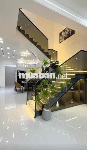 Cần bán gấp căn 1 trệt 1 lầu, 3pn, 3wc đường ô tô, dtsd 200m2, sổ hồng