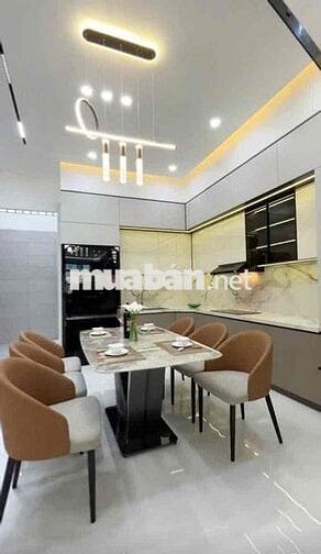 Cần bán gấp căn 1 trệt 1 lầu, 3pn, 3wc đường ô tô, dtsd 200m2, sổ hồng