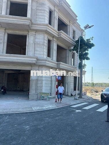 Bán Đất Ngay Khu Công Nghiệp Tân Bình