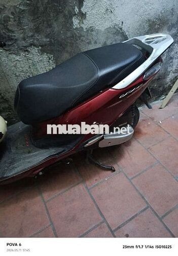 Honda Lead Đỏ đen