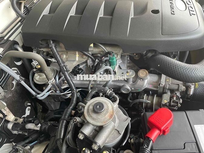 Ford Everest 2011 1 cầu Trắng