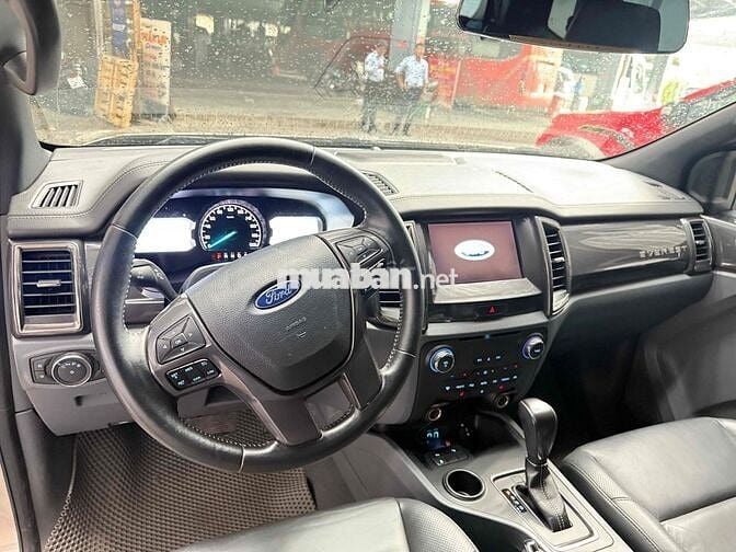 Everest Titanium 2.2 nhập Thái còn thương lượng