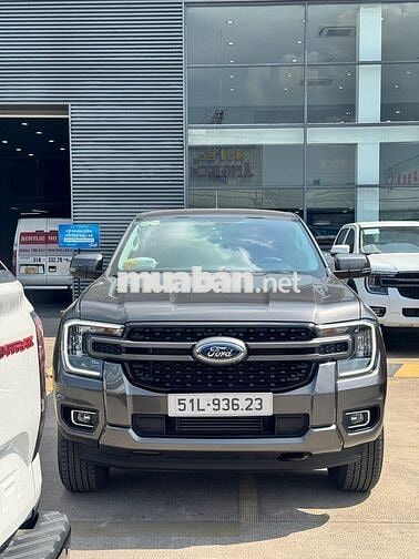 Ford Ranger XLS 4x4 2025 Ghi xám 2.000 km