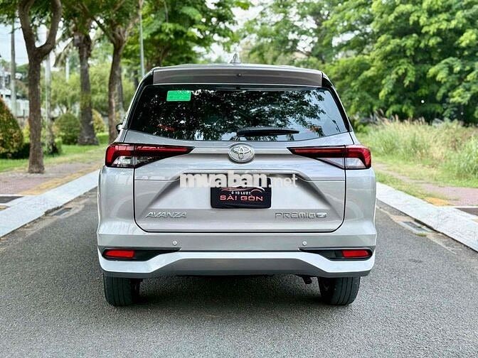 Toyota Avanza 2023 50.000 km Bạc