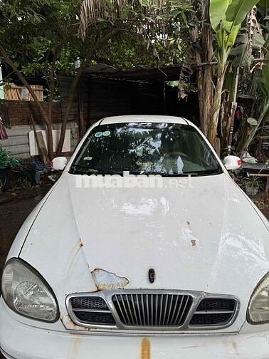 Daewoo Lanos màu Trắng