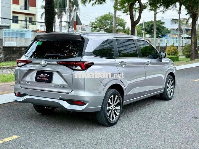 Toyota Avanza 2023 50.000 km Bạc