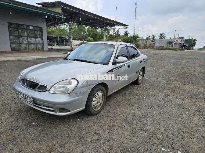 Daewoo Nubira 2002 Bạc