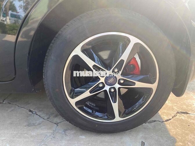 Ford Focus 2011 màu Đen