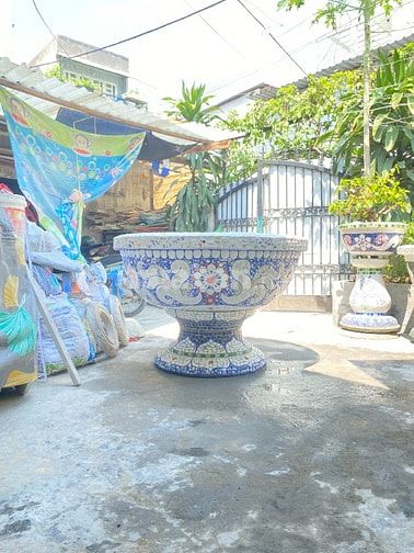 Chậu đắp tay cẩn sành sứ , khảm miểng