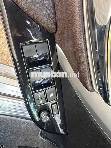 Toyota Fortuner 2020 Trắng 83000 km