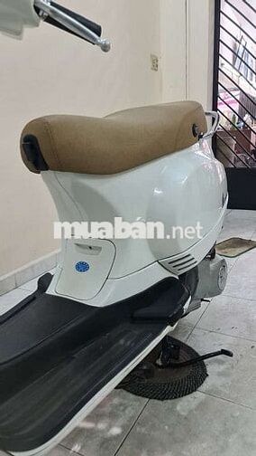Piaggio Vespa LX 125 3Vie 2013 Trắng