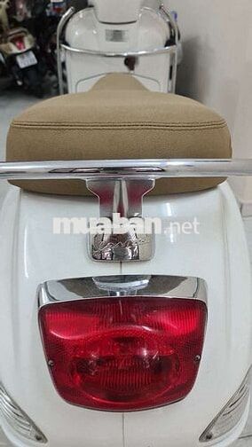 Piaggio Vespa LX 125 3Vie 2013 Trắng