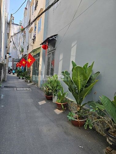Cho thuê nhà nguyên căn 138/25/21 Đường số 20, Dương Quảng Hàm, P5