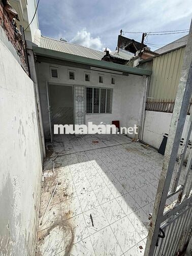 CHO THUÊ NHÀ NGUYÊN CĂN MẶT TIỀN NGUYỄN THỊ MINH KHAI, GẦN VINCOM