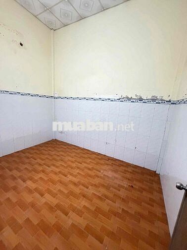 Cho thuê nhà nguyên căn 4x16m 01phòng hẻm 11 ĐKTW