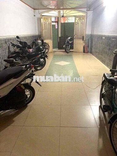 phòng yên titnh thoáng mát wc trong phòng ko chung chủ