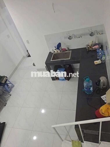 Nhà Nguyên căn vị trsi đẹp làm Nail, Spa nhỏ