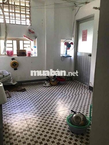 phòng yên titnh thoáng mát wc trong phòng ko chung chủ