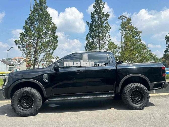 Ford Wildtrak Raptor 2025 28000 km Đen