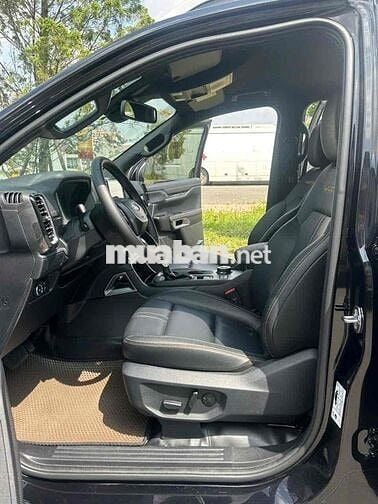 Ford Wildtrak Raptor 2025 28000 km Đen