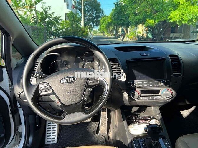 Kia Cerato 2018 Full kịch 83000 km Trắng