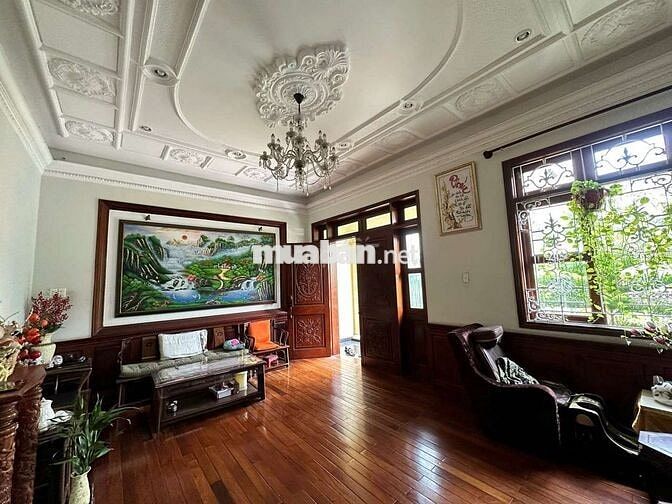 Cho thuê BIỆT THỰ Sân vườn Đường 61 KDC Tân Quy Đông, P Tân Phong, Q7