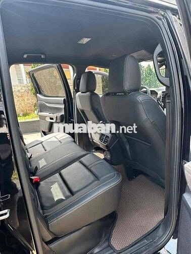 Ford Wildtrak Raptor 2025 28000 km Đen