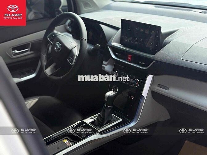 Toyota Veloz Cross Top 2025 Trắng chính hãng