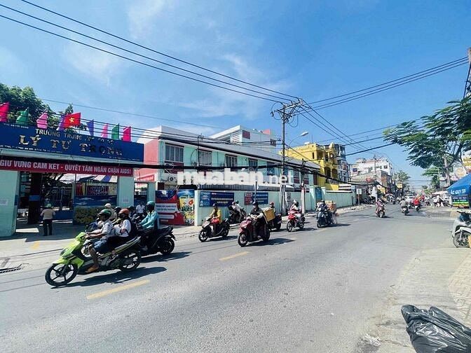 NHÀ MẶT TIỀN LÊ ĐỨC THỌ P15 GÒ VẤP ĐỐI DIỆN TRƯỜNG HỌC