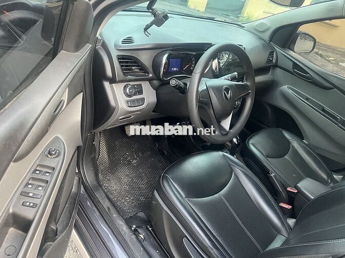 VinFast Fadil 2020 1.4L Xám