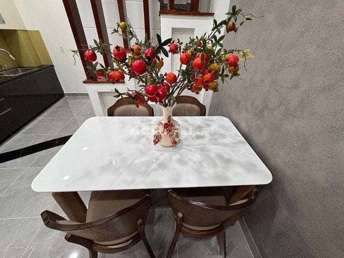 Nhà 3 lầu, full nội thất cao cấp,hẻm xe hơi VF5 khu VIP PHAN XÍCH LONG