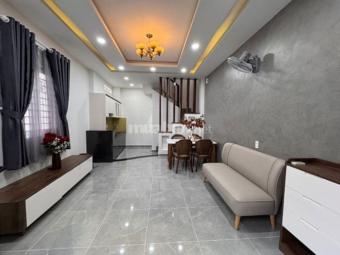 Nhà 3 lầu, full nội thất cao cấp,hẻm xe hơi VF5 khu VIP PHAN XÍCH LONG