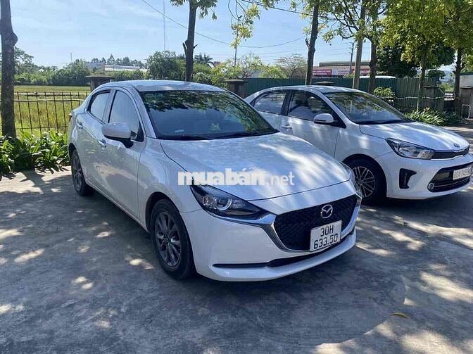 Mazda 2 AT 2020 Trắng 14 vạn km