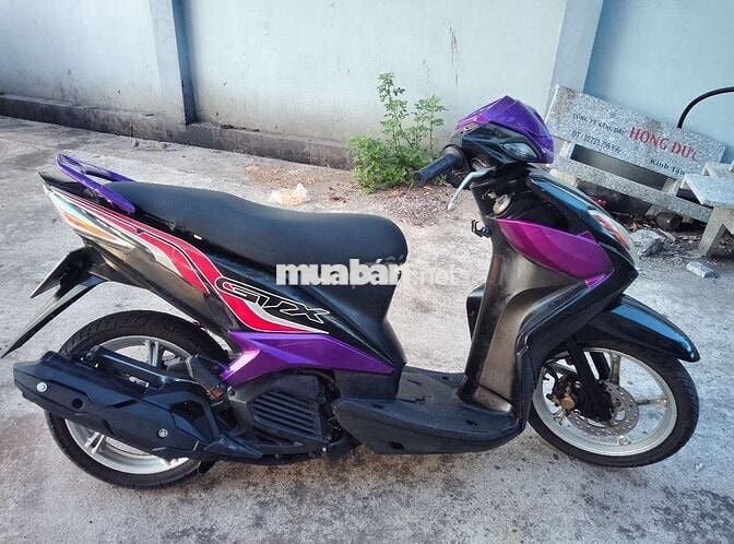 Yamaha Luvias GTX Đen tím