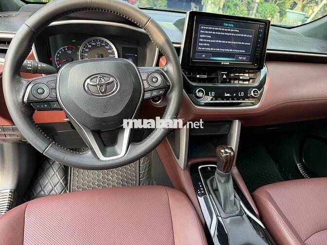 Toyota Cross 2021 đăng kí 2022  1.8V Đỏ chỉ 605 tr