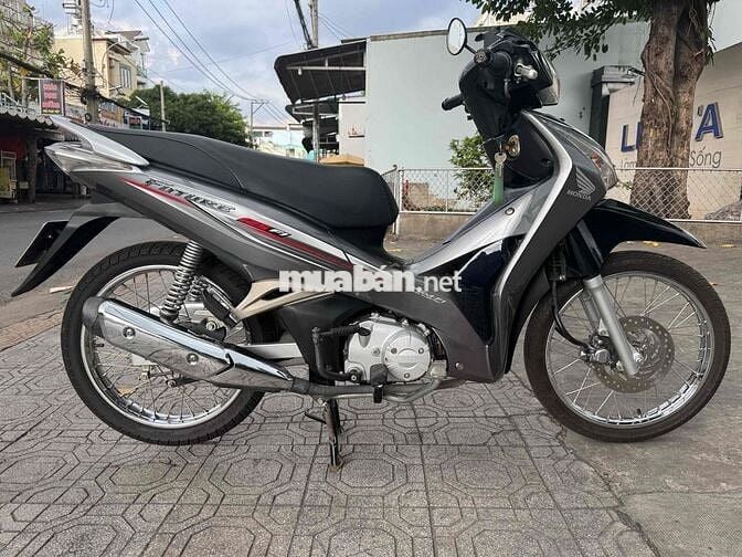 Honda Future 125 Bạc đen 2012