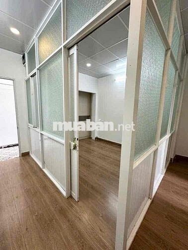 NHÀ NỞ HẬU, KO LG QH - CÁCH MẠNG THÁNG 8 - 4.3X8(33.3M2) - 10TR/THÁNG