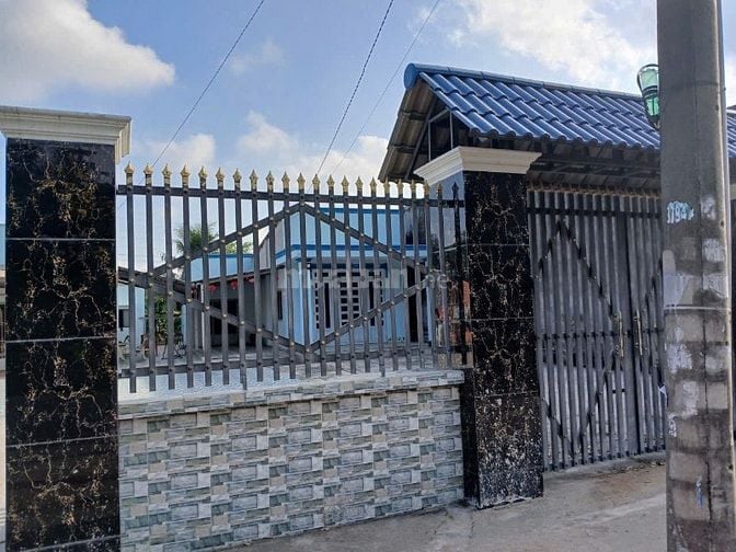 Bán Gấp Nhà Mặt Tiền Đường Nhuận Đức Giá Tốt 