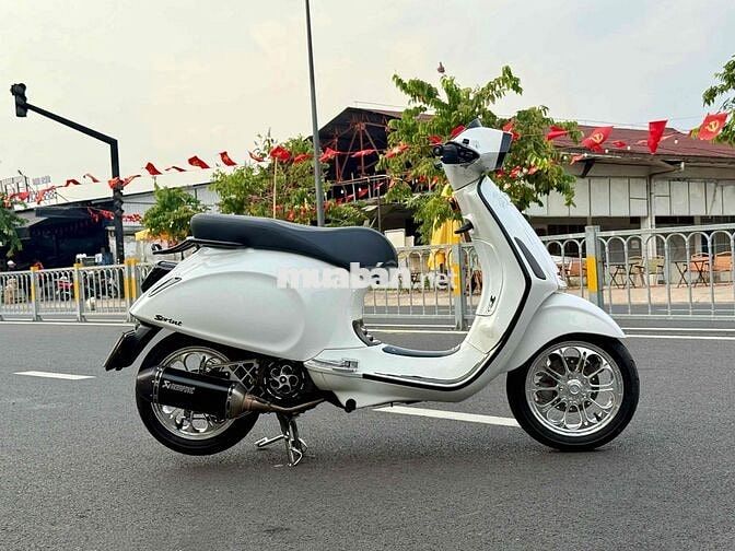 Vespa Sprint 150 Full Option real 9 chủ