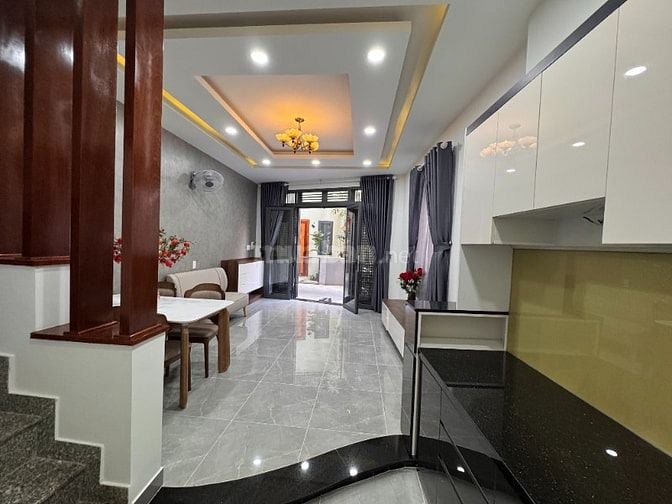 Nhà 3 lầu, full nội thất cao cấp,hẻm xe hơi VF5 khu VIP PHAN XÍCH LONG