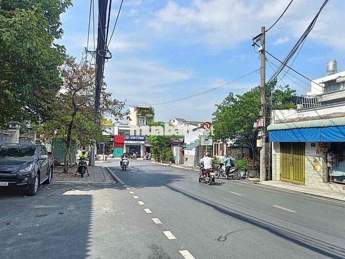 CHO THUÊ NHÀ MTKD NGAY CỔNG TRƯỜNG CĐ CÔNG NGHỆ THỦ ĐỨC.