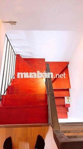 cho thuê nhà ở 40m2 2 tầng 2 phòng ngủ mới tinh