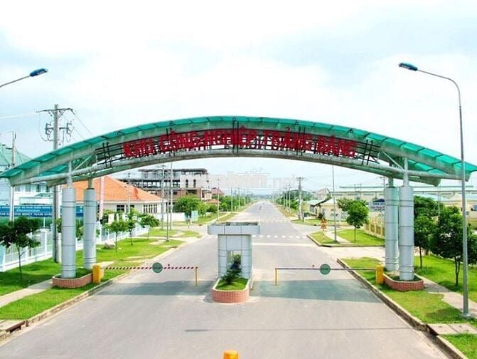 Bán căn nhà 107m2 giá 1tỷ2 gần chợ Suối Sâu gần KCN Trảng Bàng KCX LT3