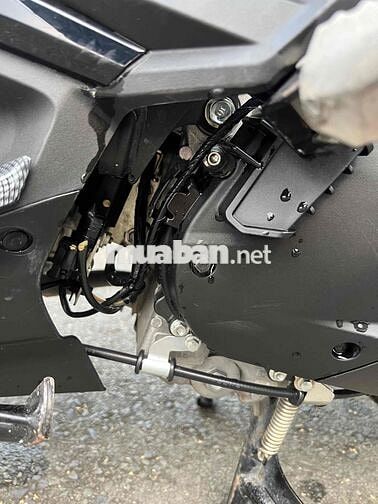 Honda Air Blade 2024 Đen 7000 km ( 4 van)
