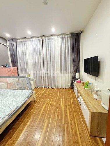 BÁN NHÀ PHÔ TÂN MAI Ô TÔ VÀO NHÀ LÔ GÓC 2 MẶT NGÕ SÂN VƯỜN 12.9 TỶ