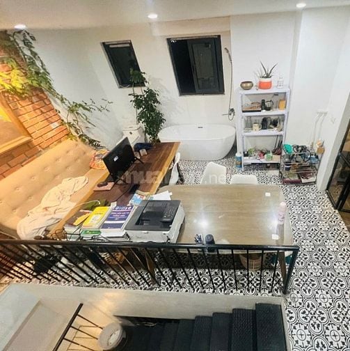 BÁN NHÀ PHÔ TÂN MAI Ô TÔ VÀO NHÀ LÔ GÓC 2 MẶT NGÕ SÂN VƯỜN 12.9 TỶ